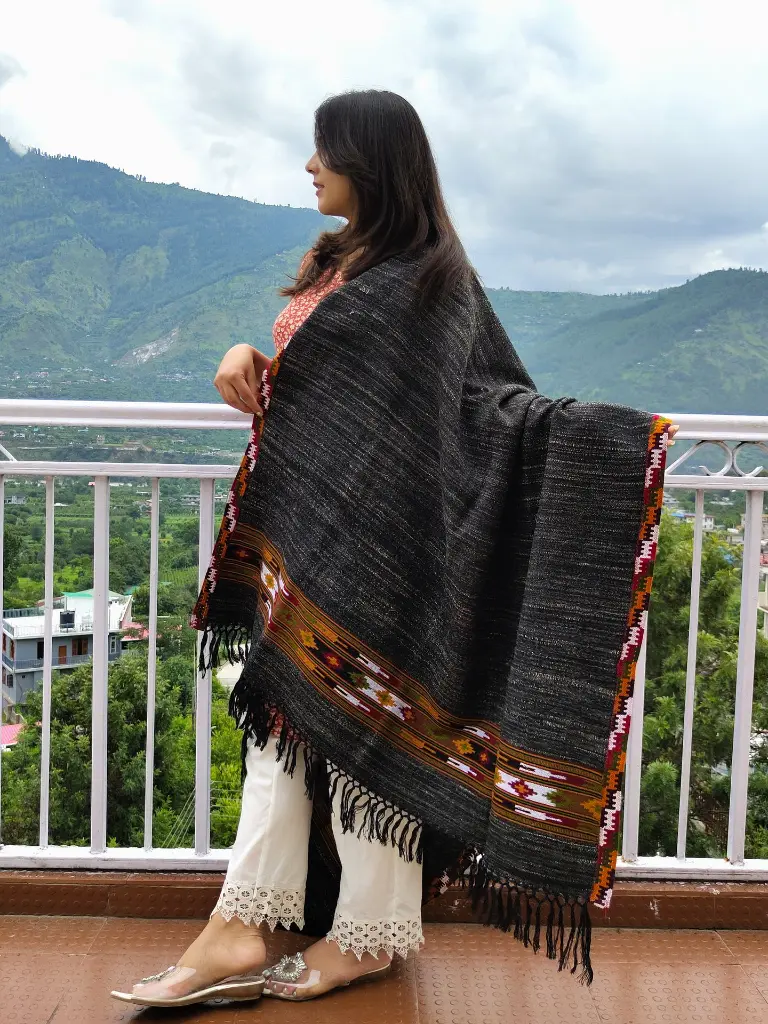 kullu-handloom-sheepwool-shawl-black-side.jpg.webp