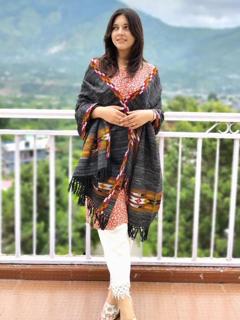 kullu-handloom-sheepwool-shawl-black-full.jpg.webp