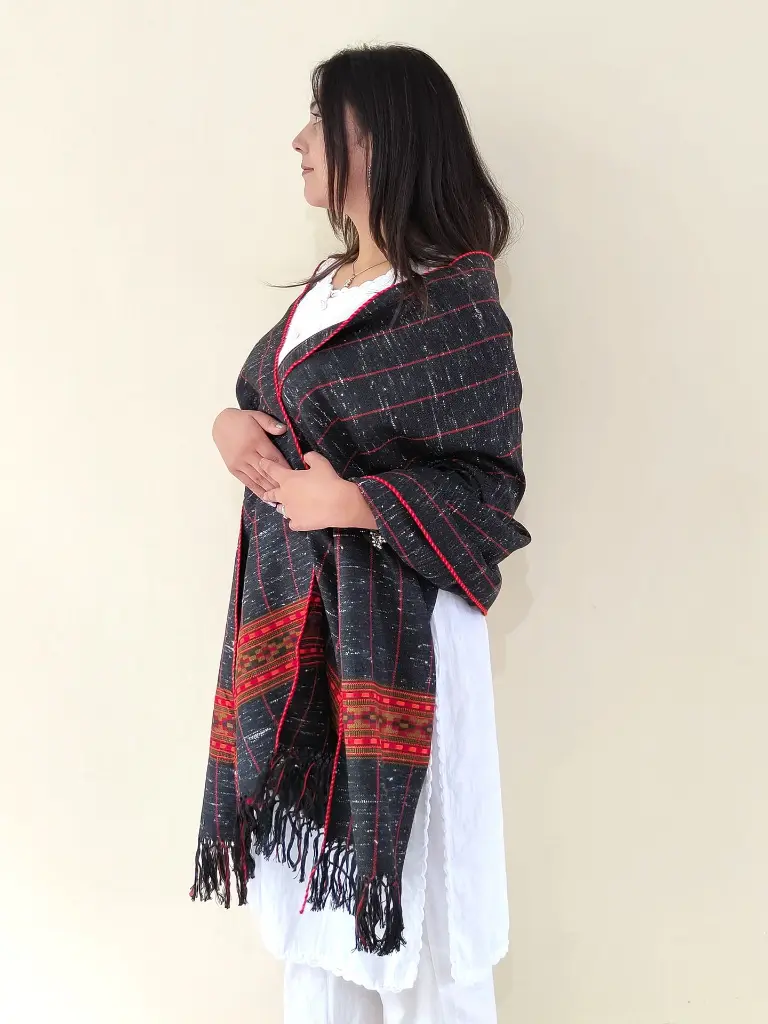 pure-wool-black-stole-side.jpg.webp