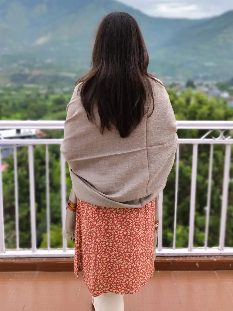kullu-handloom-wool-shawl-taupe-back.jpg.webp